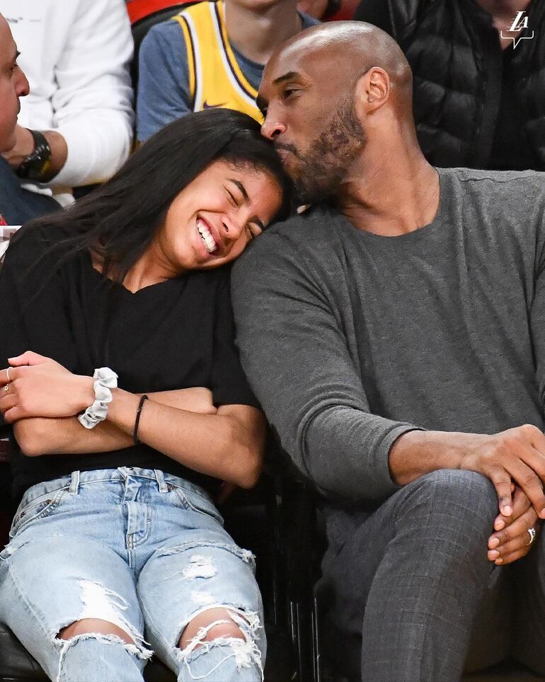 Kobe Bryant y su hija Gianna Bryant. (Instagram/Los Ángeles Lakers)