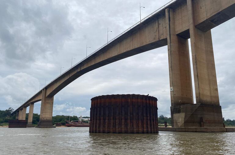 Río Paraguay en la zona del puente Remanso.