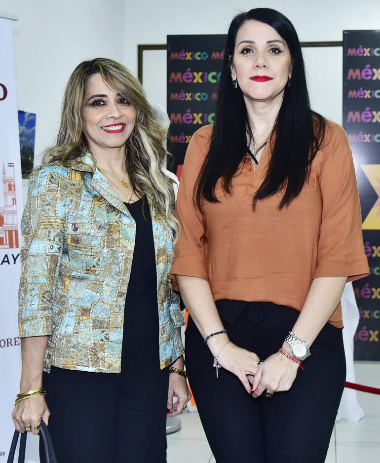 Seida Sosa y Martha Pérez.