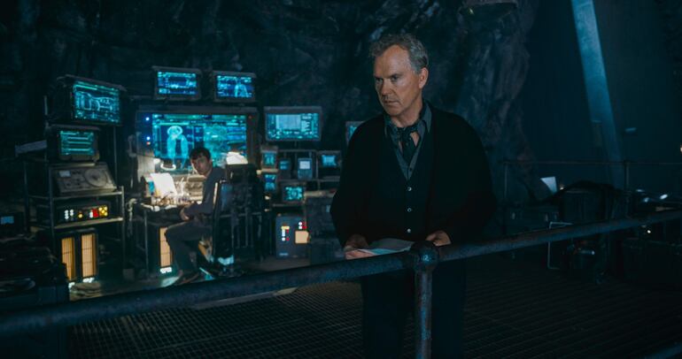 Michael Keaton vuelve a encarnar al hombre murciélago en "Flash".