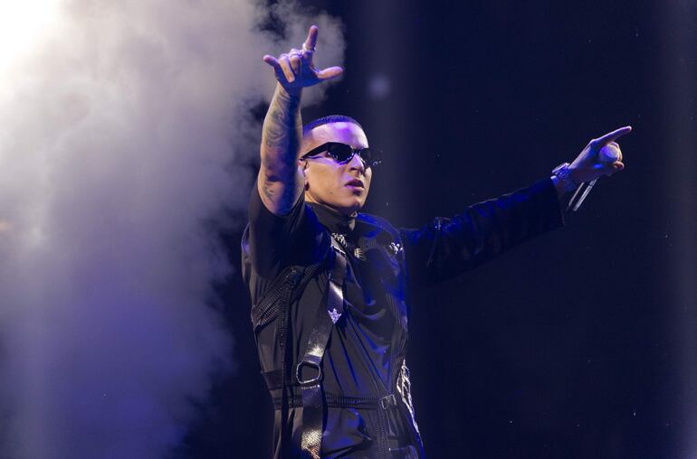 Daddy Yankee presentó su concierto "La Meta" en el Coliseo José Miguel Agrelot en San Juan (Puerto Rico) y así se retiró de los escenarios. (EFE/Thais Llorca)
