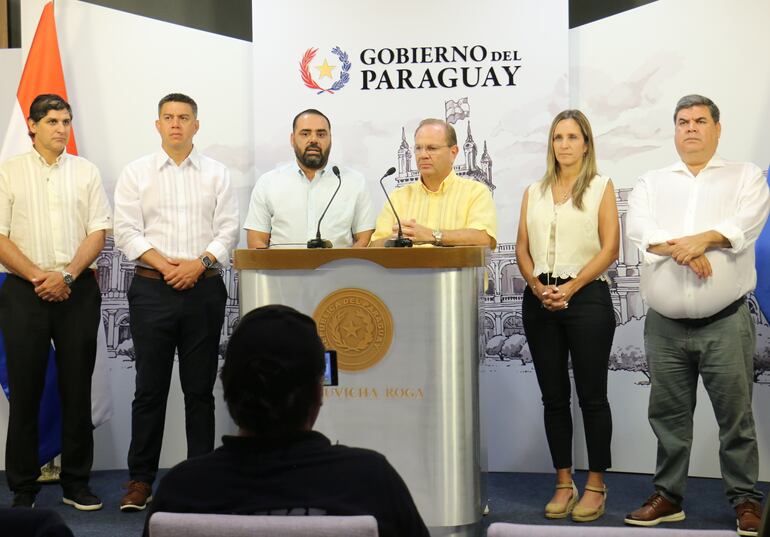 Anuncio de la presentación de la carta intención para ser sede de los Panamericanos 2027, con las autoridades nacionales.