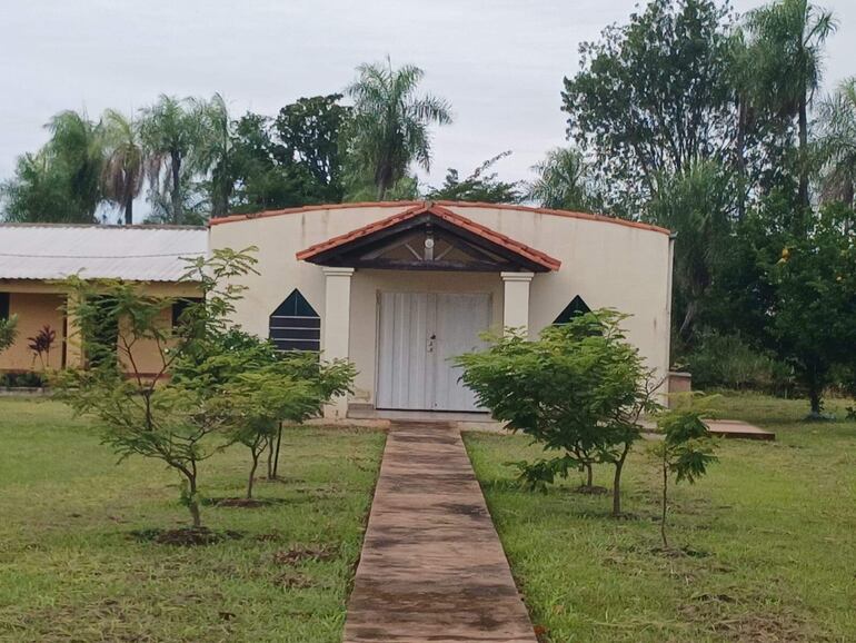 De la iglesia evangélica Nuevo Pacto de Acahay, desconocidos se alzaron con tres ventiladores de techo.