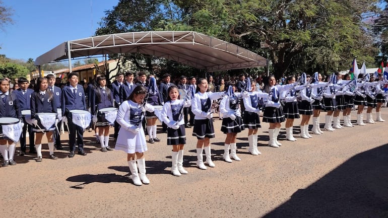 Las chiroleras elegantes se lucieron con su presentación.