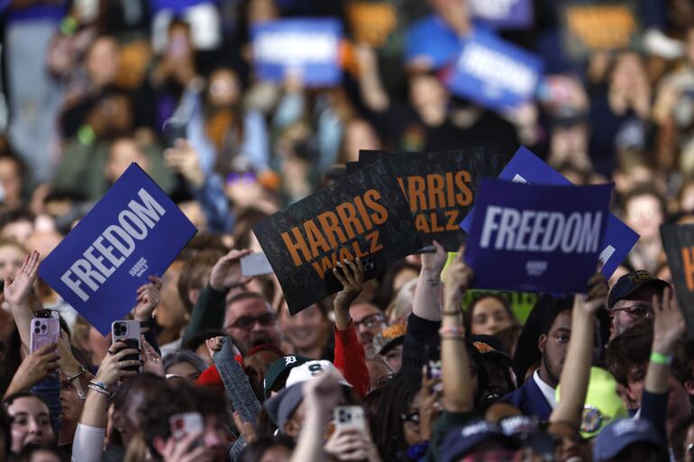 Seguidors de la candidata demócrata Kamala Harris, en Michigan.