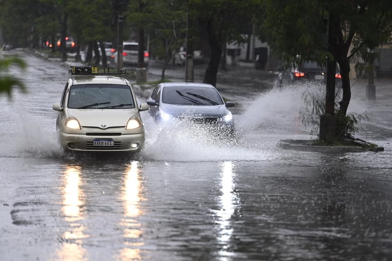 Lluvias con tormetas eléctricas