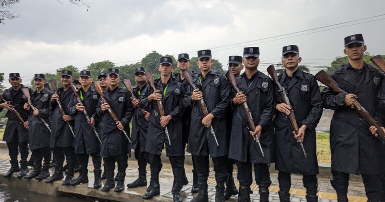 "Marcha administrativa" de la Policía Nacional se realizará este viernes.