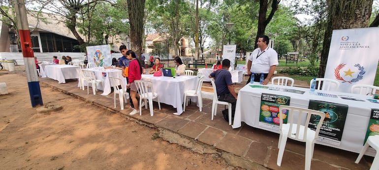 Llega en el departamento de Misiones, ciudad Mujer Móvil, con variados servicios básicos.