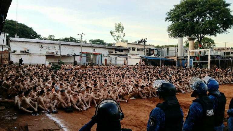 Facción criminal brasileña PCC tiene unos 700 “soldados” dentro del penal de Ciudad del Este