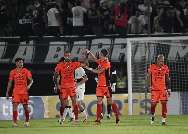 Nacional ganó y dejó a Olimpia fuera de la Copa Paraguay