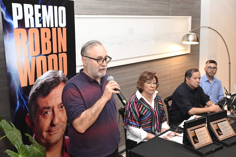 Roberto Goiriz rememoró los antecedentes del Premio Robin Wood.