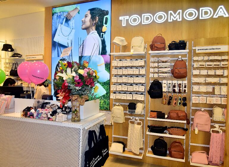 Artículos varios forman parte de la colección de Todomoda, que ya está disponible en el Shopping Mariscal.