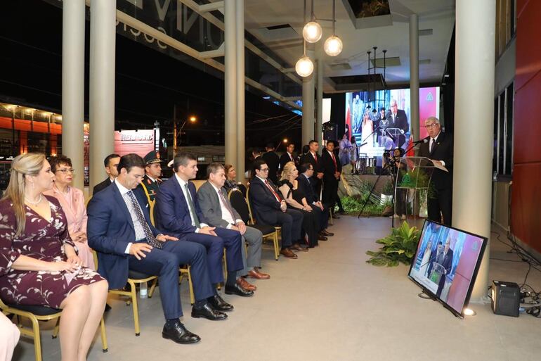 Autoridades nacionales y locales participaron de la inauguración del flamante edificio.