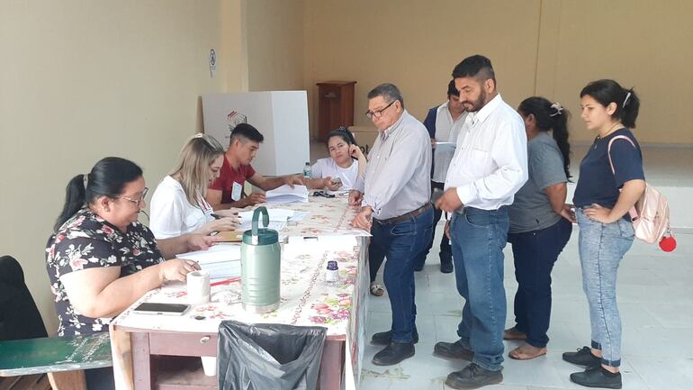 Jornada electoral en San Pedro de Ycuamandyyú.