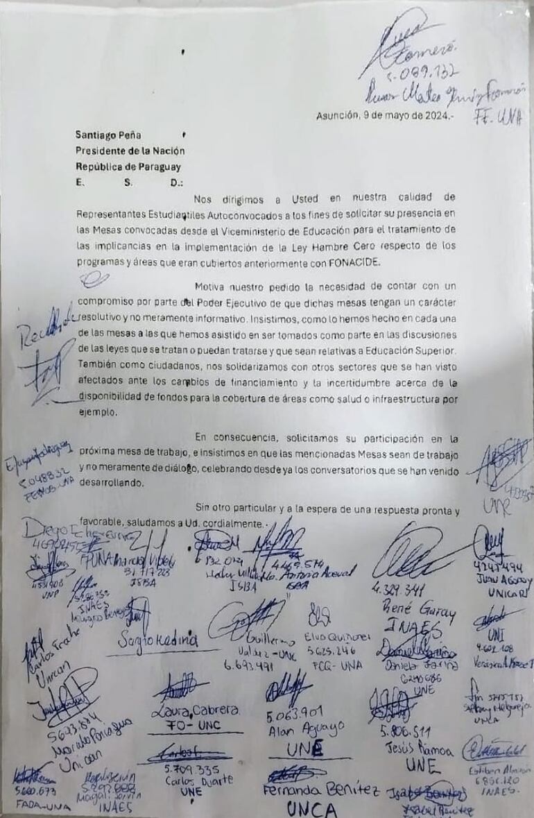 Nota dirigida al Presidente de la República, Santiago Peña, en la que se le pide que asista las reuniones entre el Gobierno y estudiantes universitarios.