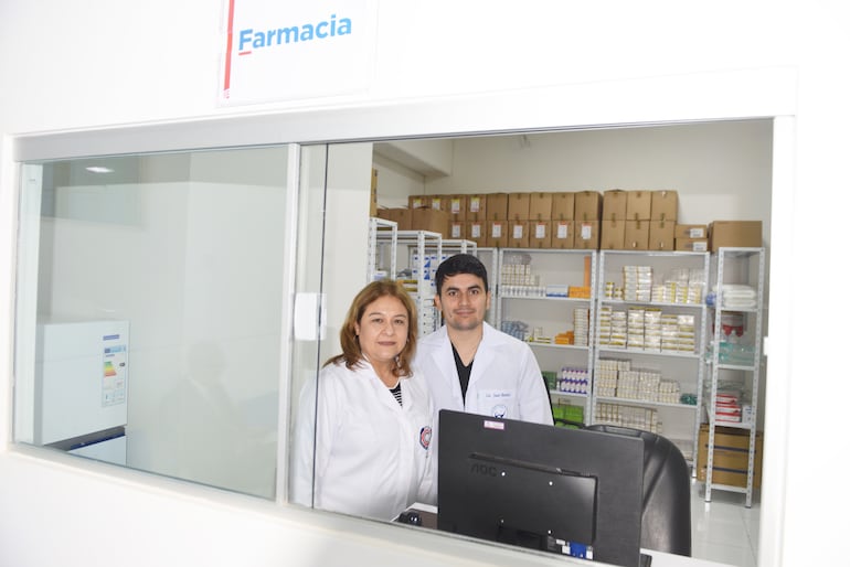 La policlínica de la UCP cuenta con una farmacia, donde entregan medicamento gratuito.