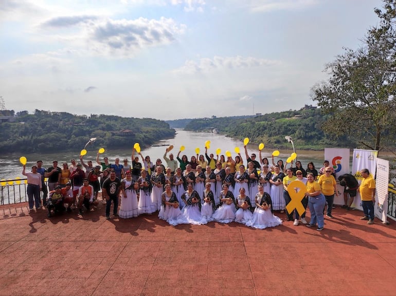 El lanzamiento realizado esta mañana en el Hito de las Tres Fronteras, lado Presidente Franco, Paraguay.