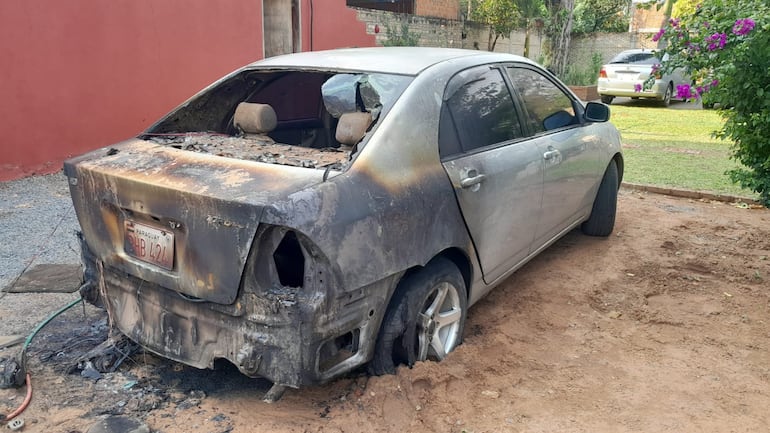 Queman auto de concejal de San Antonio