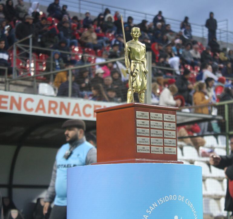 Luego de cinco ediciones, esta vez la selección del Interior de Uruguay se llevó de Encarnación.