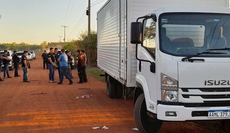 Uno de los asaltos a camión transportador de encomiendas.