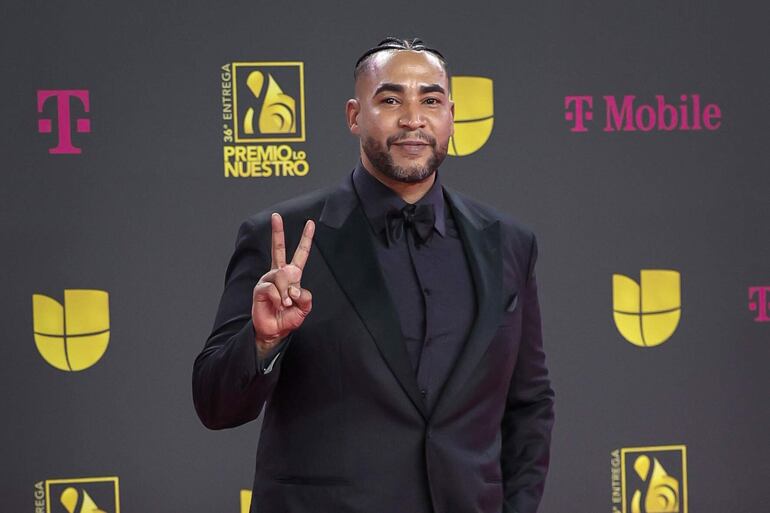 Don Omar en febrero pasado en los premios Lo Nuestro. El cantante fue sometido a una cirugía contra el cáncer.