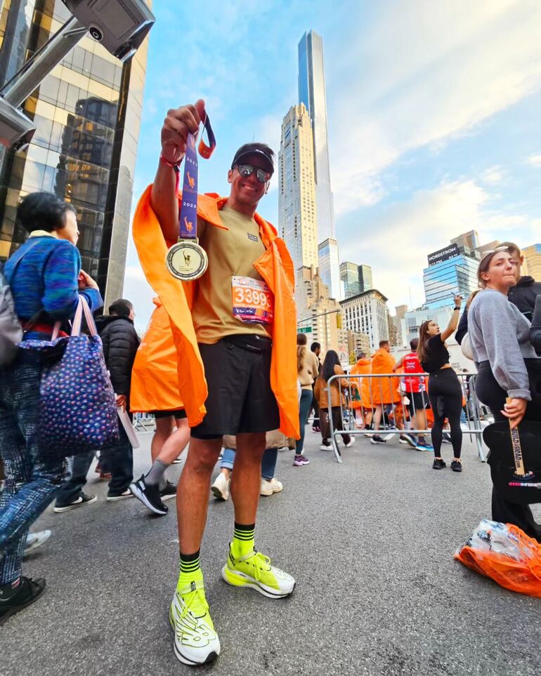 NutriDiego, emocionado al finalizar los 42 km de la Maratón de Nueva York.(Instagram/NutriDiego)