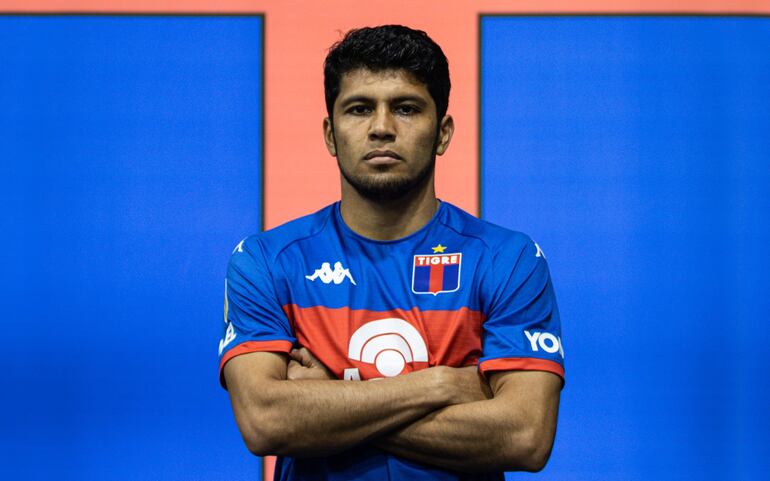 Robert Rojas, nuevo jugador de Tigre.