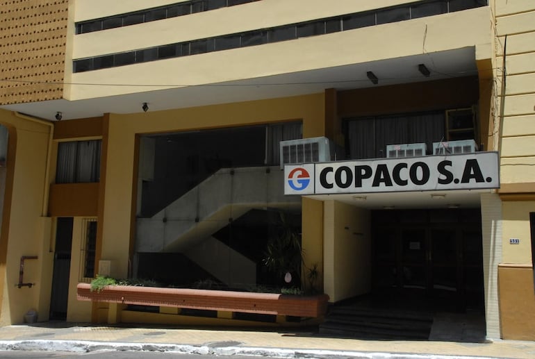 Edificio de Copaco, sede central en el centro de Asunción.