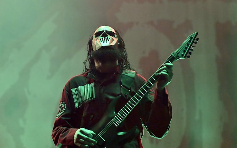 Mick Thomson, uno de los guitarristas, y quien entregó los riffs más diabólicos.