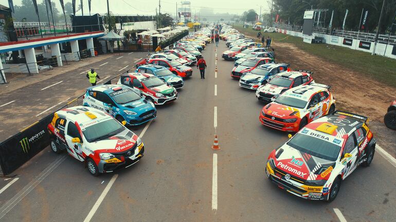 El autódromo Rubén Dumot de Capiatá vestirá su mejor ropaje el fin de semana para recibir a la máxima fiesta del deporte motor.