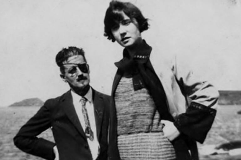 James Joyce y su hija, Lucía Joyce.