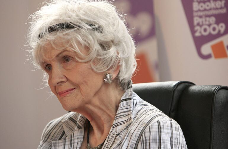 Alice Munro, 2009 (PETER MUHLY / AFP)