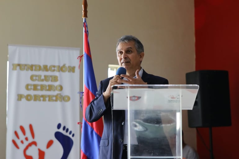 Hugo Cáceres, vicepresidente y presidente del Comité Educativo de la Fundación Cerro Porteño. 