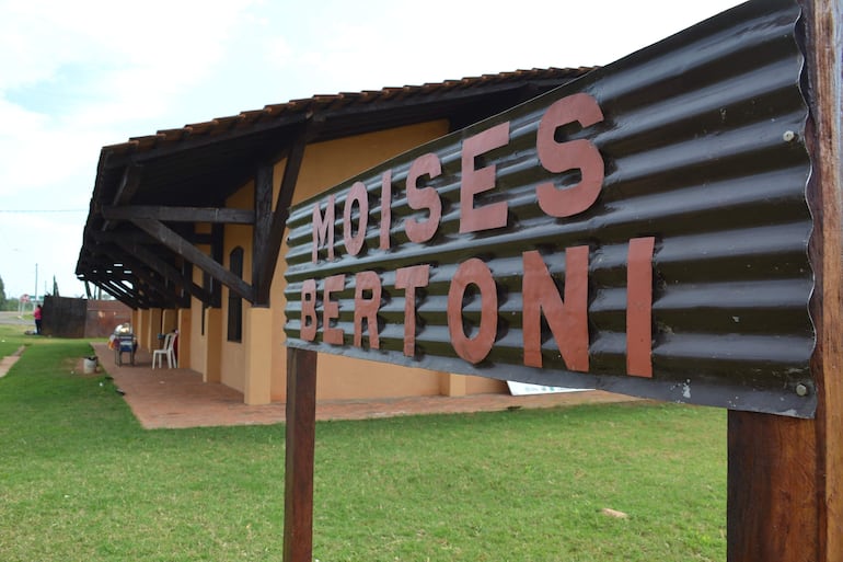 La ex estación de trenes de Sosa ahora es un atractivo turístico después de su restauración.