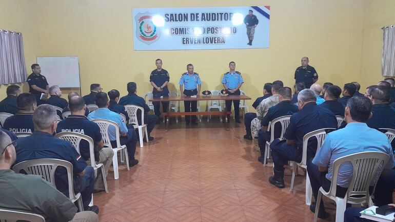 Los jefes policiales mantuvieron una reunión parra elaborar un plan de trabajo en conjunto y coordinar acciones estratégicas.