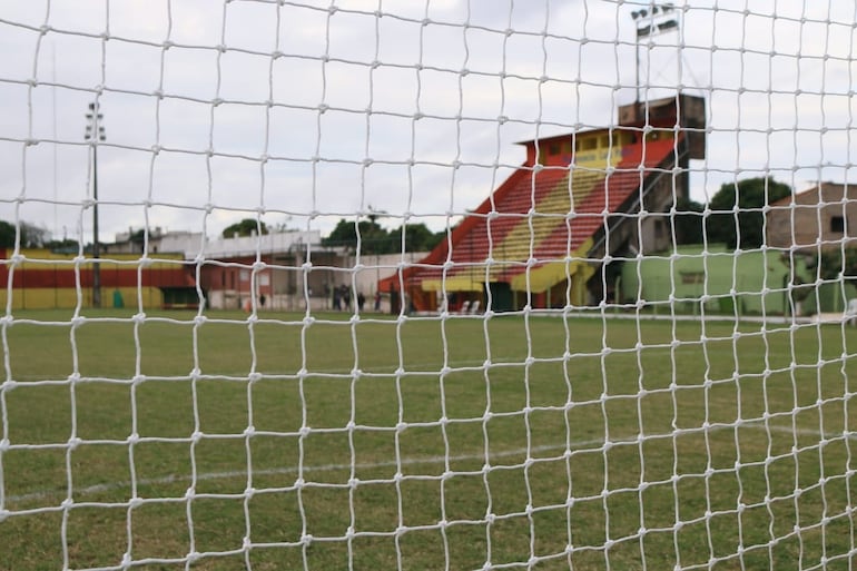El estadio Alfonso Colmán albergará el encuentro de esta mañana entre Sport Colombia y Valois Rivarola, por la última ronda del campeonato de la Primera División C.