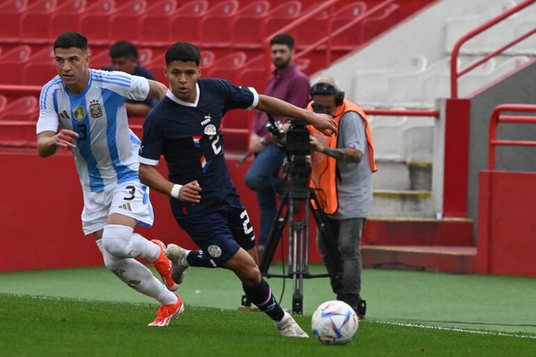 Paraguay volvió a caer ante Argentina