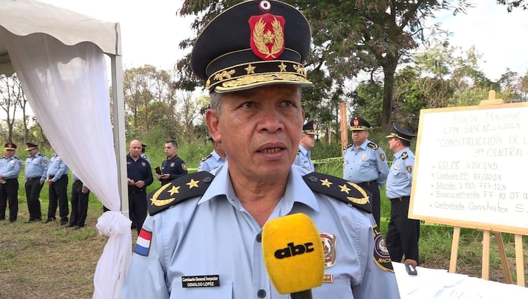 Comisario general inspector Osvaldo Luis López Alfonzo, destituido.