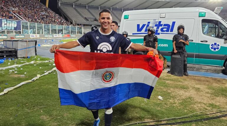 Alex Arce fue el máximo goleador de la Primera Nacional 2023.