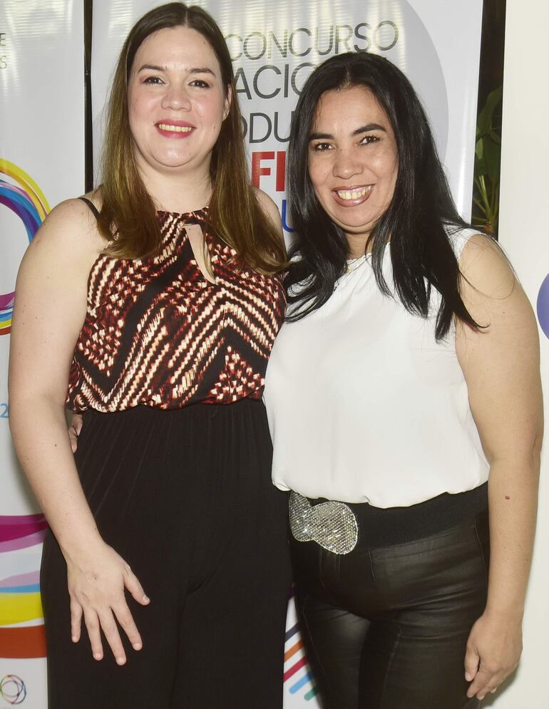 Catherine Catolino y Blanca González.