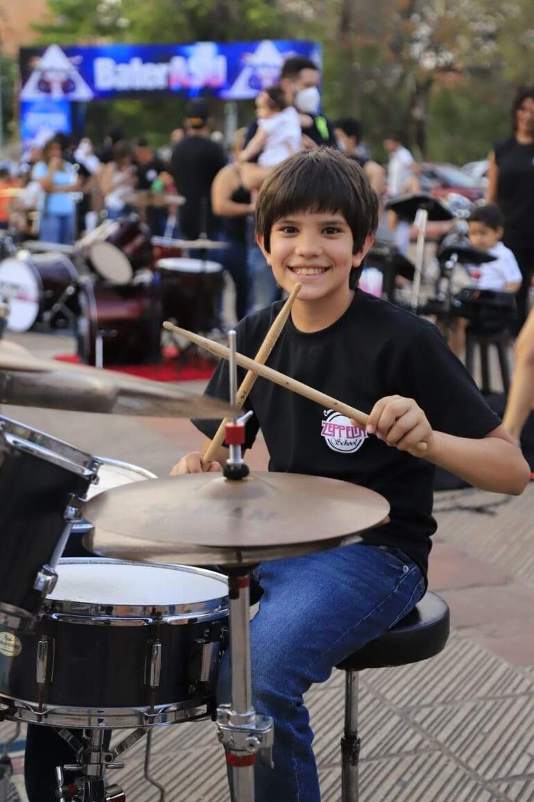 Niños, jóvenes y adultos podrán estudiar en el Conservatorio Zeppelin.