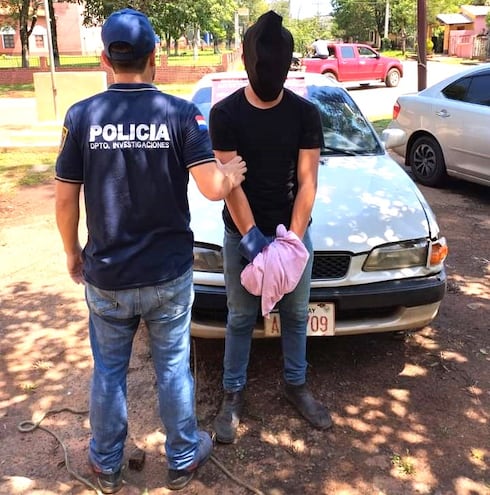 Detienen a joven de 19 años quien sería supuesto autor de un hecho de arrollamiento que ocurrió esta madrugada.