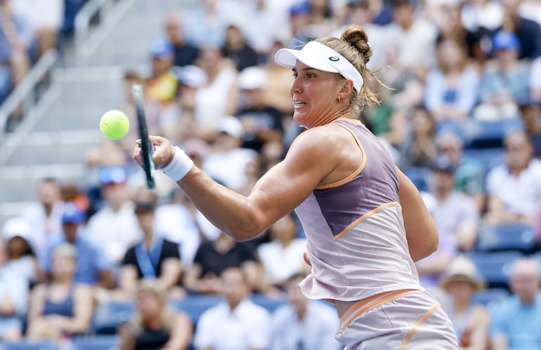 La brasileña Beatriz Haddad Maia ya se metió entre las ocho mejores del US Open de tenis.