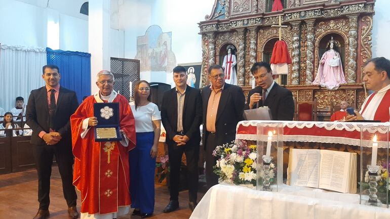 La Junta Municipal de San Pedro declaró ciudadano ilustre al cardinal Adalberto Martínez.