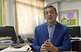 Iván Ojeda, director del Instituto Nacional de Estadísticas (INE). Opositores buscan interpelarlo por supuestas irregularidades en el censo nacional.
