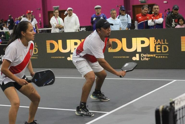 El Pickleball World Rankings (PWR), el Dynamic Universal Pickleball Rating (DUPR) y la Fundación Cabieses, como impulsora, se asocian para contribuir a unir a la comunidad mundial del pickleball y proporcionar una dirección
estratégica para su crecimiento y desarrollo, con el objetivo de convertirse en un deporte olímpico para el año 2036.