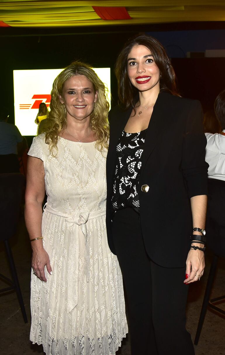 Julieta Saldaña y Laura Barrios.