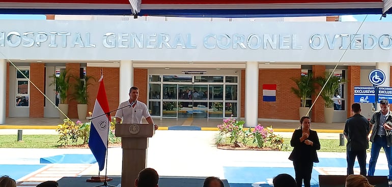 El presidente de la República Santiago Peña hizo un cuestionado discurso durante la inauguración del Hospital General de Coronel Oviedo, el lunes 24 de febrero. 