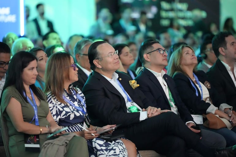 Expertos de la industria financiera y tecnológica se congregaron en la entrega de los premios Fintech Americas en Miami.