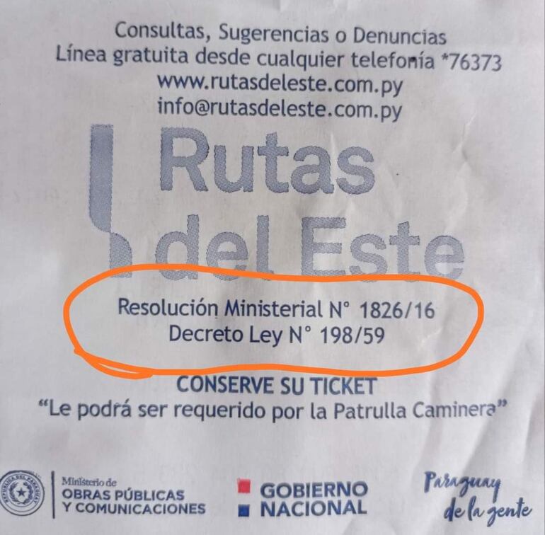 Boleta de pago de peaje de la concesionaria Ruta del Este. donde se indica que es en base a un Decreto Ley de 1959. (gentileza).